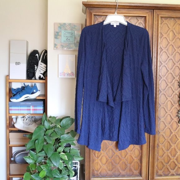 3/$15 Rebecca Malone Textured Knit Drape Front Open Cardigan - Navy - Picture 3 of 15